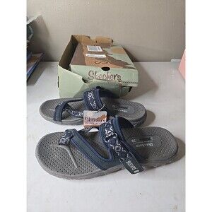 Skechers Women's Size 8 Reggae-Rasta Leather Thong Sandal 40798TX  Navy